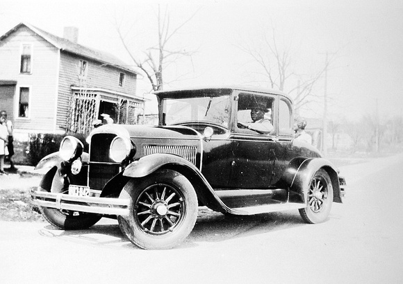cars - jonesville, 1930