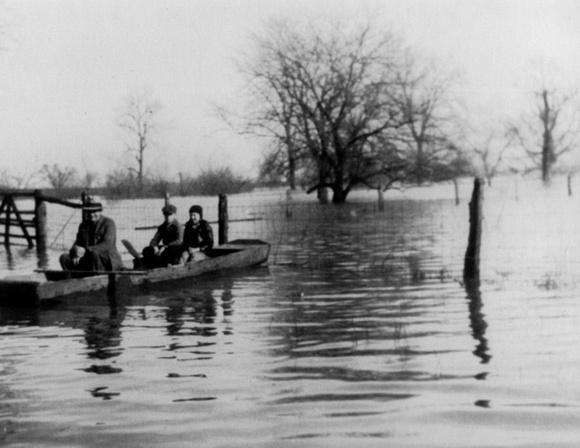 1937 flood 3 - ferry_flea barn